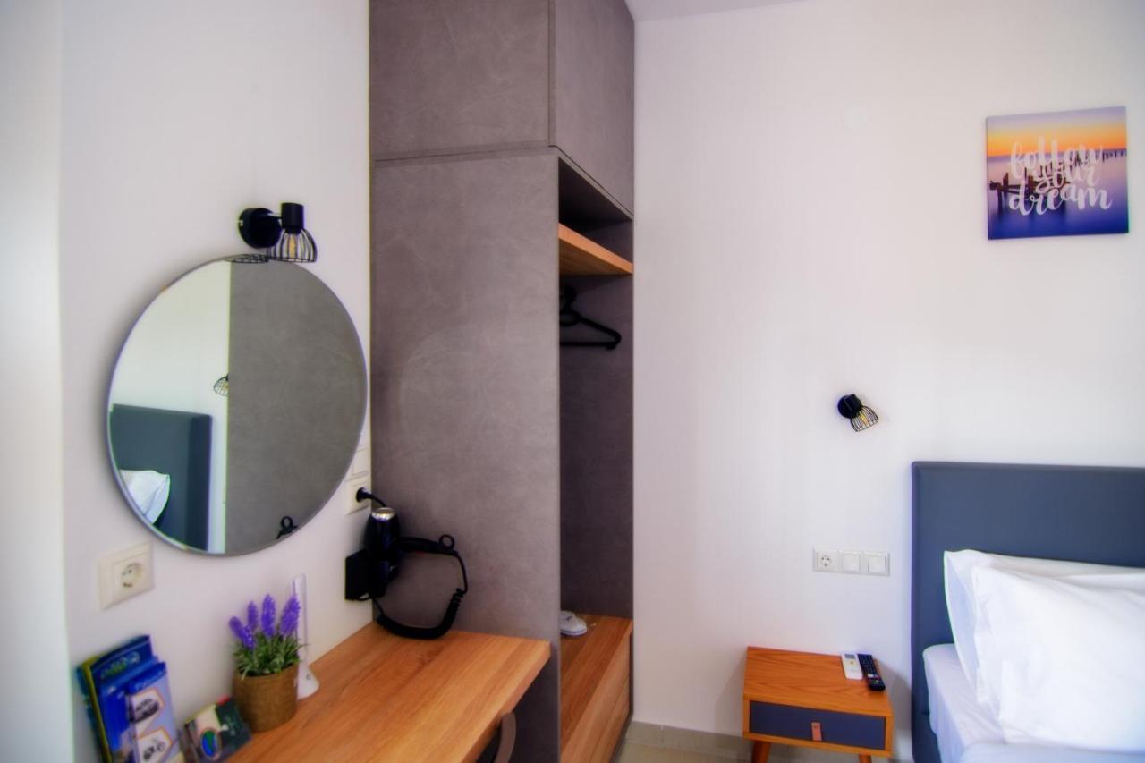 Irene Studio Panorama Apartamento Palaiochora Exterior foto